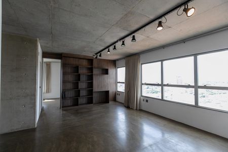 Apartamento à venda com 74m², 1 quarto e 2 vagasSala