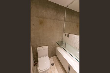 Apartamento à venda com 74m², 1 quarto e 2 vagasBanheiro