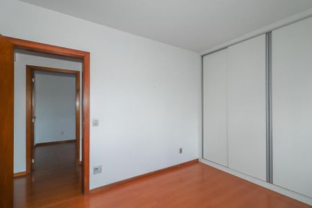 Apartamento à venda com 66m², 2 quartos e 1 vagaQuarto