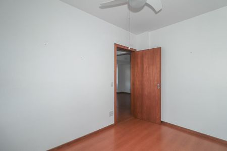 Apartamento à venda com 66m², 2 quartos e 1 vagaQuarto 2