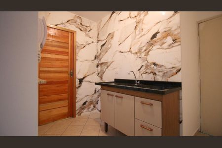 Casa para alugar com 45m², 2 quartos e sem vaga