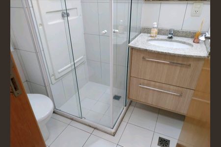 Banheiro  de apartamento para alugar com 2 quartos, 67m² em Santana, São José dos Campos