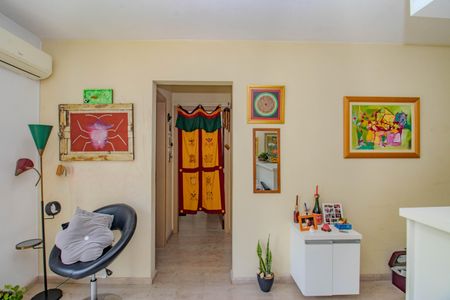 Apartamento à venda com 80m², 2 quartos e 1 vagaSala