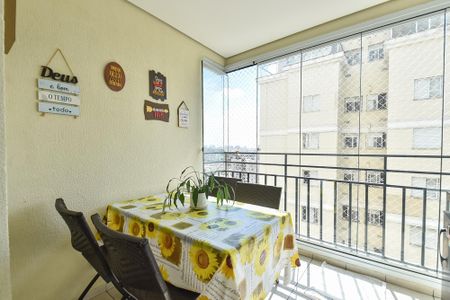 Apartamento à venda com 67m², 3 quartos e 1 vagaVaranda