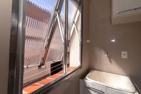 Apartamento para alugar com 71m², 3 quartos e 1 vagaÁrea de Serviço