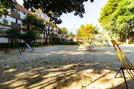 Apartamento para alugar com 71m², 3 quartos e 1 vagaÁrea comum - Playground