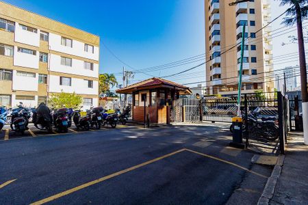 Apartamento para alugar com 71m², 3 quartos e 1 vagaPortaria