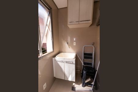 Apartamento para alugar com 71m², 3 quartos e 1 vagaÁrea de Serviço