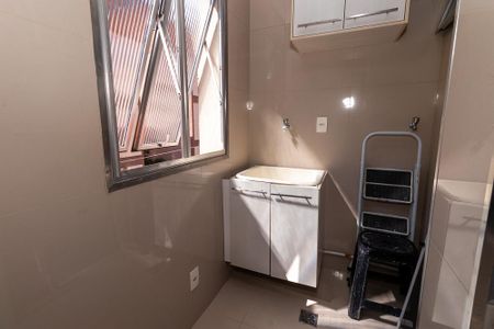 Apartamento para alugar com 71m², 3 quartos e 1 vagaÁrea de Serviço