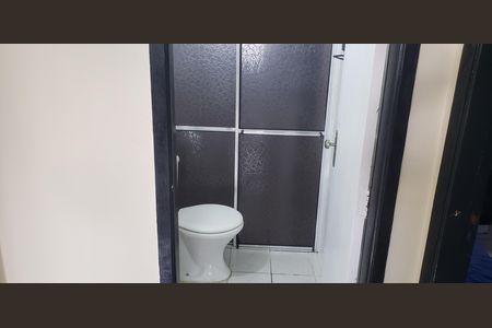 Banheiro de apartamento para alugar com 2 quartos, 50m² em Conjunto Residencial Planeta, Santo André