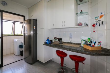 Apartamento à venda com 93m², 3 quartos e 2 vagasCozinha