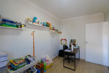 Apartamento à venda com 93m², 3 quartos e 2 vagasQuarto 2