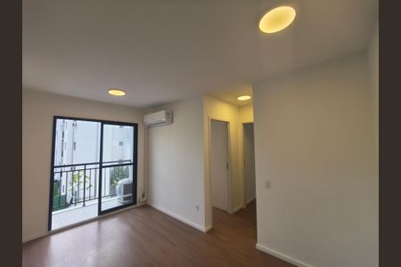 Sala de apartamento para alugar com 2 quartos, 52m² em Barra Olímpica, Rio de Janeiro