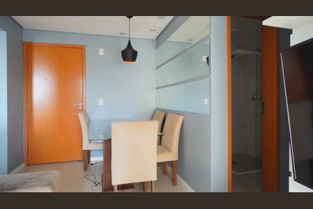 Sala  de apartamento para alugar com 2 quartos, 49m² em Morro Santana, Porto Alegre
