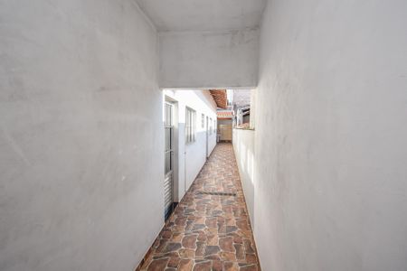 Casa para alugar com 75m², 2 quartos e 1 vaga Casa para alugar com 75m², 2 quartos e 1 vagaQuintal