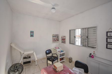 Casa para alugar com 75m², 2 quartos e 1 vaga Casa para alugar com 75m², 2 quartos e 1 vagaQuarto 1