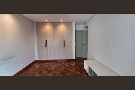 Apartamento à venda com 104m², 2 quartos e 1 vagaSuíte 