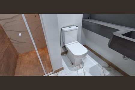 Apartamento à venda com 104m², 2 quartos e 1 vagaBanheiro Suíte 