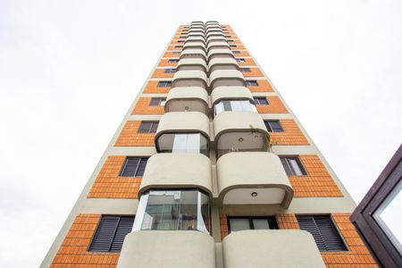 Apartamento para alugar com 28m², 1 quarto e 1 vaga Apartamento para alugar com 28m², 1 quarto e 1 vagaFachada do Prédio