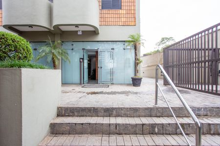 Apartamento para alugar com 28m², 1 quarto e 1 vaga Apartamento para alugar com 28m², 1 quarto e 1 vagaEntrada