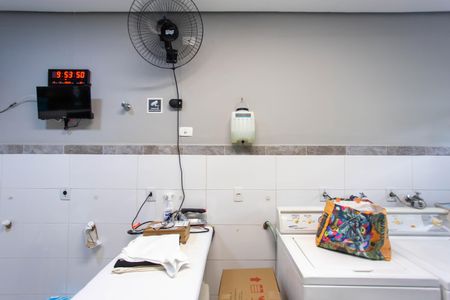 Apartamento para alugar com 28m², 1 quarto e 1 vaga Apartamento para alugar com 28m², 1 quarto e 1 vagaLavanderia