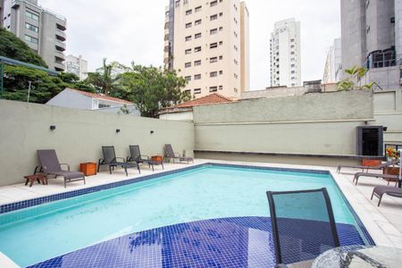Apartamento para alugar com 28m², 1 quarto e 1 vaga Apartamento para alugar com 28m², 1 quarto e 1 vagaÁrea comum - Piscina