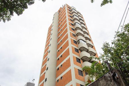 Apartamento para alugar com 28m², 1 quarto e 1 vaga Apartamento para alugar com 28m², 1 quarto e 1 vagaFachada do Prédio