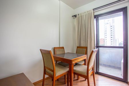 Apartamento para alugar com 28m², 1 quarto e 1 vaga Apartamento para alugar com 28m², 1 quarto e 1 vagaSala