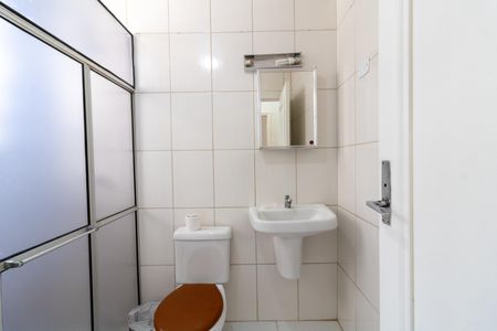 Apartamento à venda com 68m², 3 quartos e sem vagaBanheiro