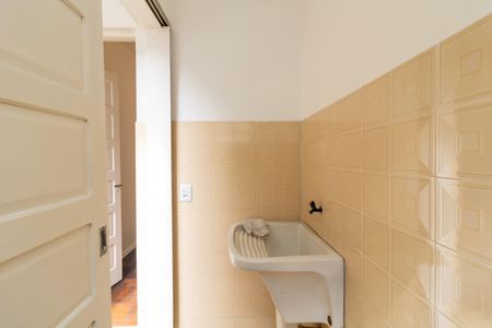 Apartamento à venda com 68m², 3 quartos e sem vagaÁrea de Serviço