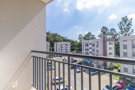 Varanda da Sala de apartamento para alugar com 2 quartos, 47m² em Bairro do Maranhao, Cotia