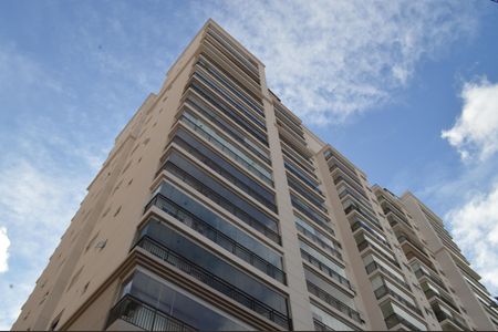 Apartamento à venda com 68m², 2 quartos e 1 vagaFachada