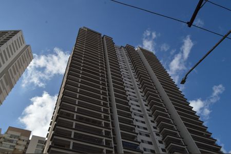 Apartamento à venda com 68m², 2 quartos e 1 vagaFachada