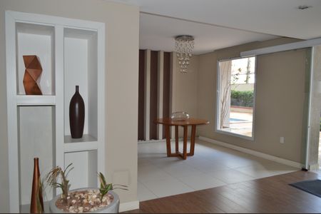 Apartamento à venda com 68m², 2 quartos e 1 vagaHall