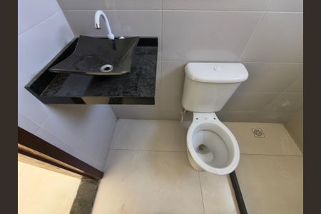 Casa de condomínio à venda com 120m², 2 quartos e 1 vaga