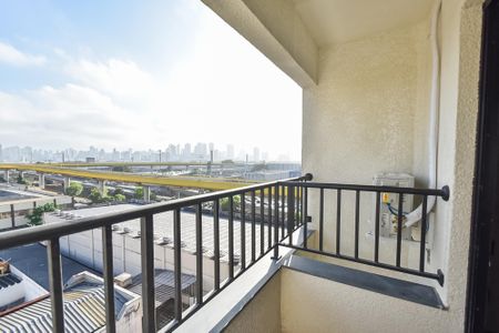 Studio à venda com 26m², 1 quarto e sem vaga Studio à venda com 26m², 1 quarto e sem vagaVaranda