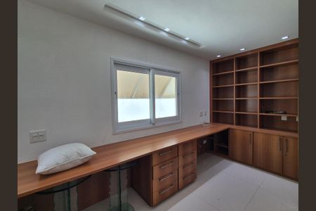 Apartamento para alugar com 300m², 4 quartos e 4 vagas