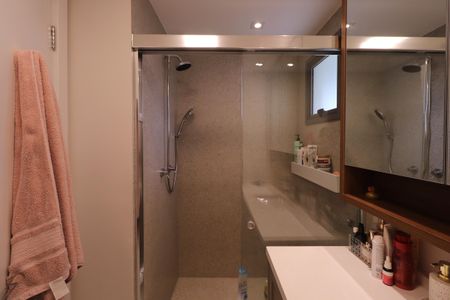 Apartamento à venda com 122m², 3 quartos e 2 vagasBanheiro da Suíte 3