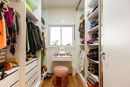 Apartamento para alugar com 94m², 2 quartos e 2 vagasCloset