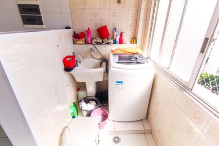 Apartamento à venda com 73m², 2 quartos e 1 vagaÁrea de Serviço