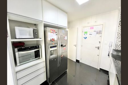Apartamento à venda com 74m², 2 quartos e 1 vagaCozinha
