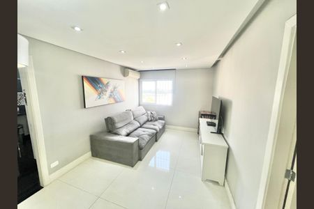 Apartamento à venda com 74m², 2 quartos e 1 vagaSala