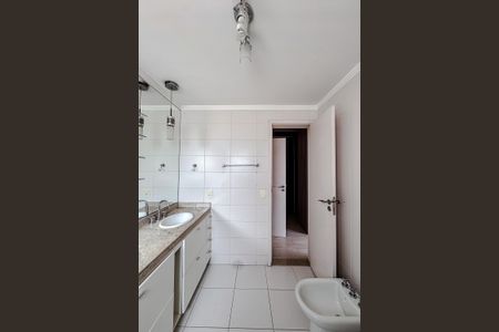 Apartamento para alugar com 98m², 4 quartos e 3 vagasBanheiro da Suíte