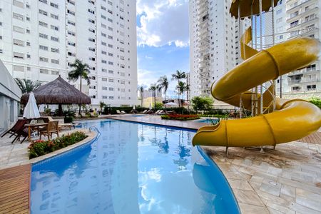 Apartamento para alugar com 98m², 4 quartos e 3 vagasÁrea comum - Piscina