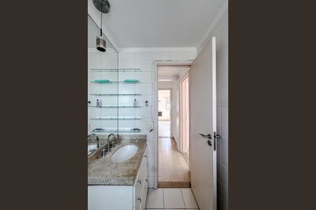 Apartamento para alugar com 98m², 4 quartos e 3 vagasBanheiro