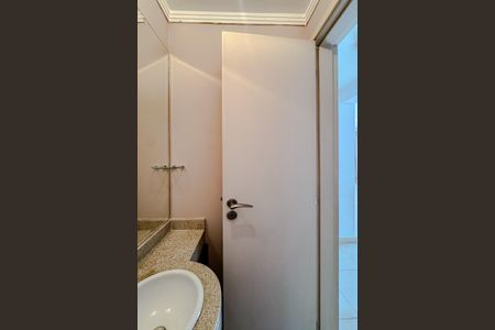 Apartamento para alugar com 98m², 4 quartos e 3 vagasLavabo