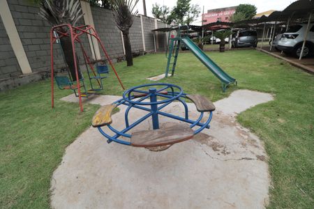 Apartamento para alugar com 54m², 2 quartos e 1 vagaÁrea comum - Playground