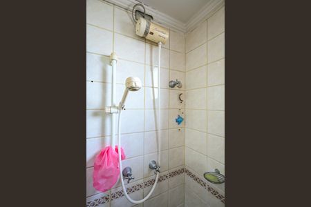 Apartamento à venda com 51m², 2 quartos e 2 vagasChuveiro do Banheiro 