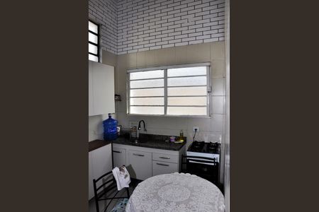 Casa à venda com 430m², 8 quartos e 4 vagasDetalhe - Casa 01 - Cozinha