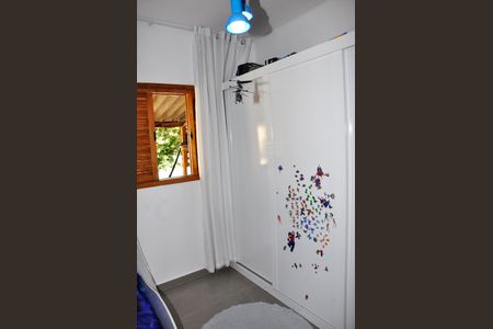 Casa à venda com 430m², 8 quartos e 4 vagasDetalhe - Casa 01 - Quarto 02